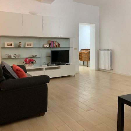 شقة Temporary House Vicolo Colombina بولونيا المظهر الخارجي الصورة