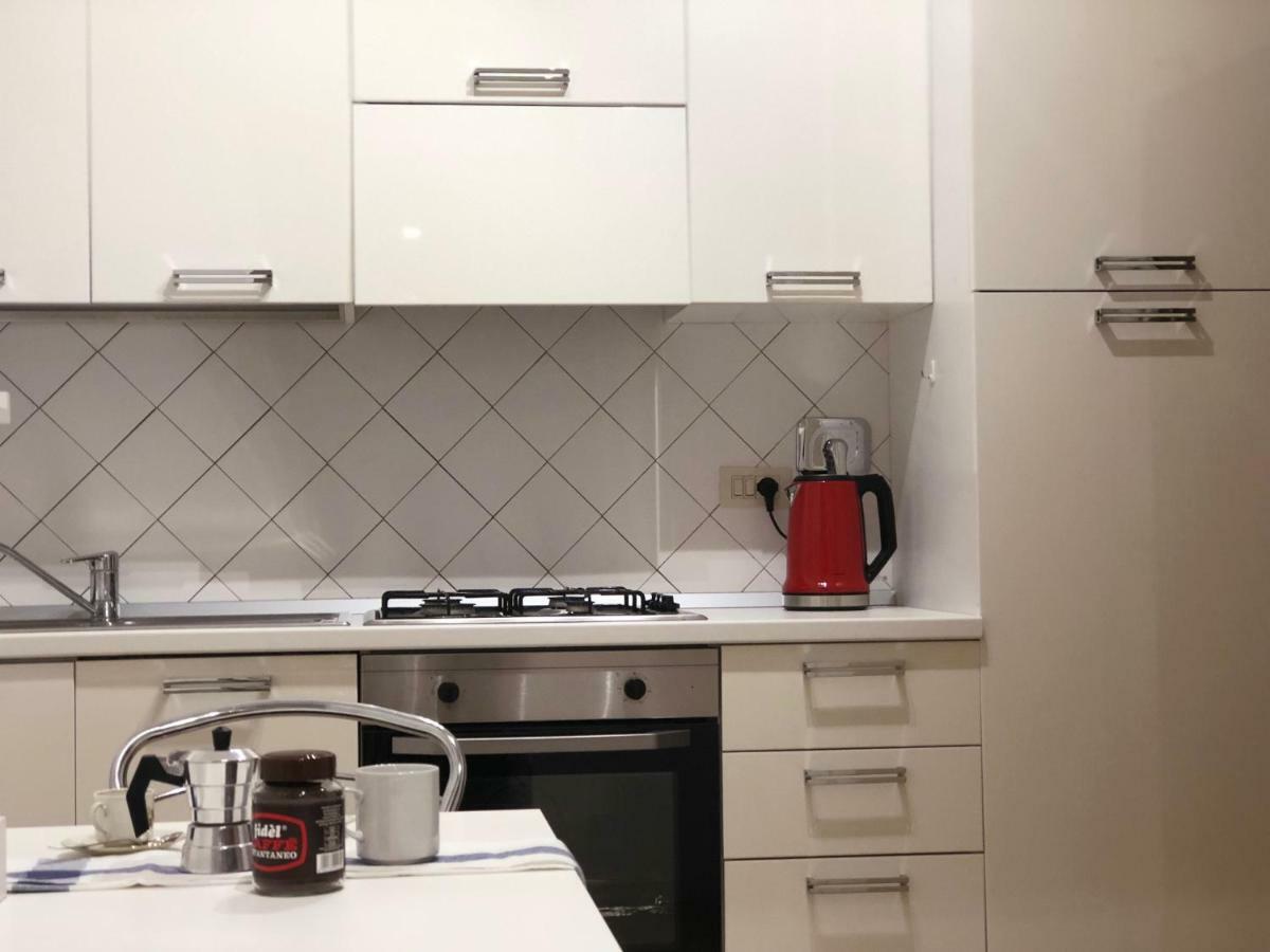 شقة Temporary House Vicolo Colombina بولونيا المظهر الخارجي الصورة