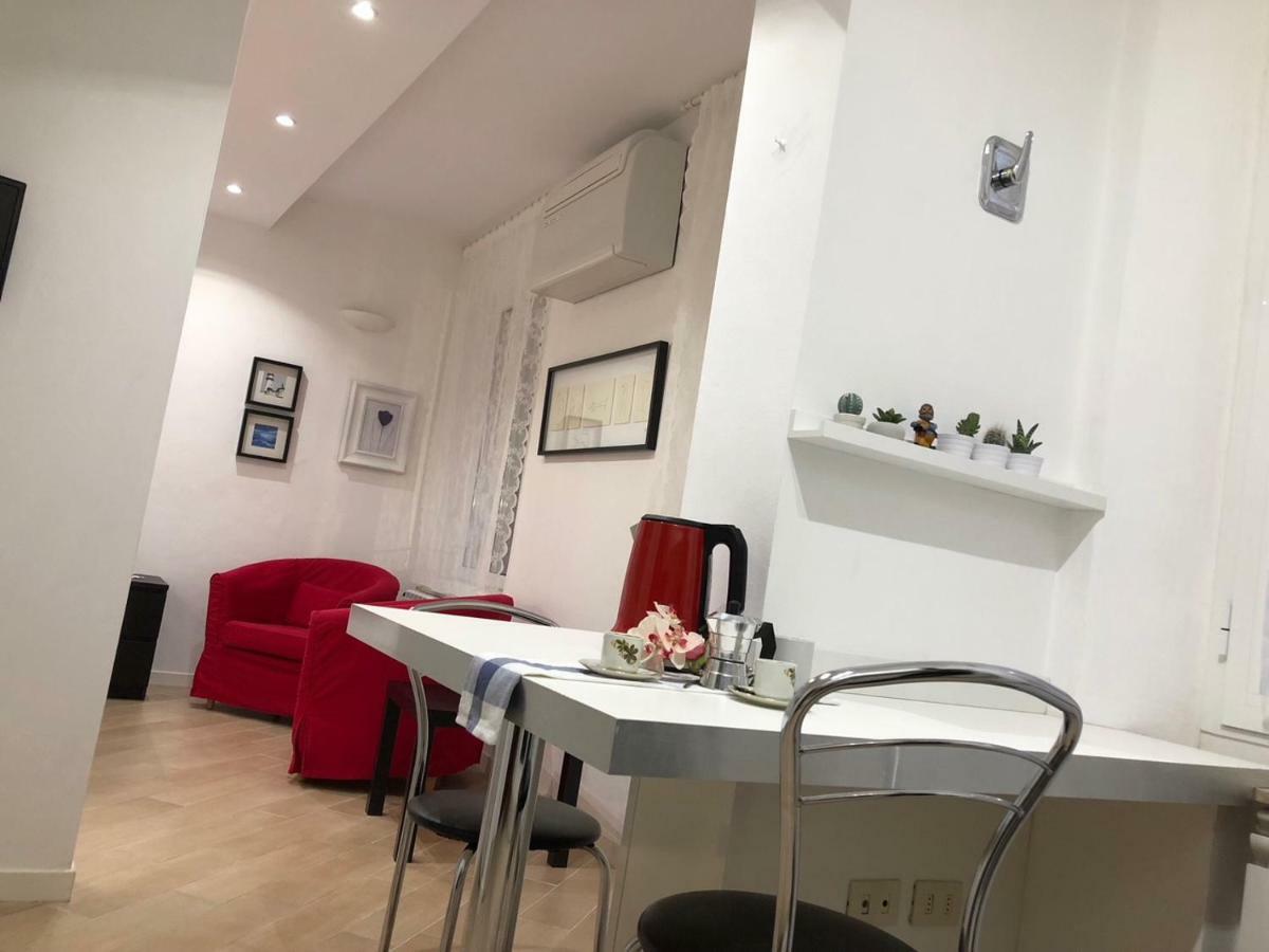 شقة Temporary House Vicolo Colombina بولونيا المظهر الخارجي الصورة
