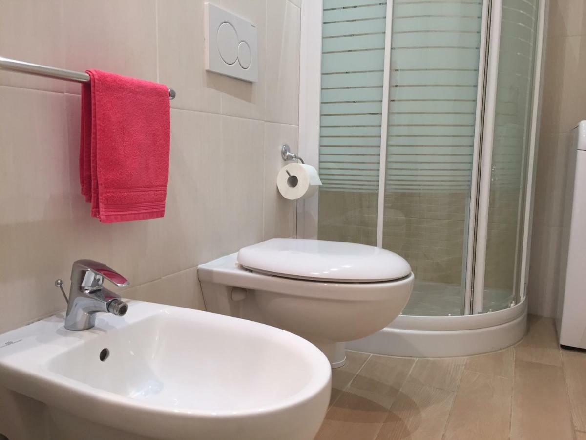 شقة Temporary House Vicolo Colombina بولونيا المظهر الخارجي الصورة