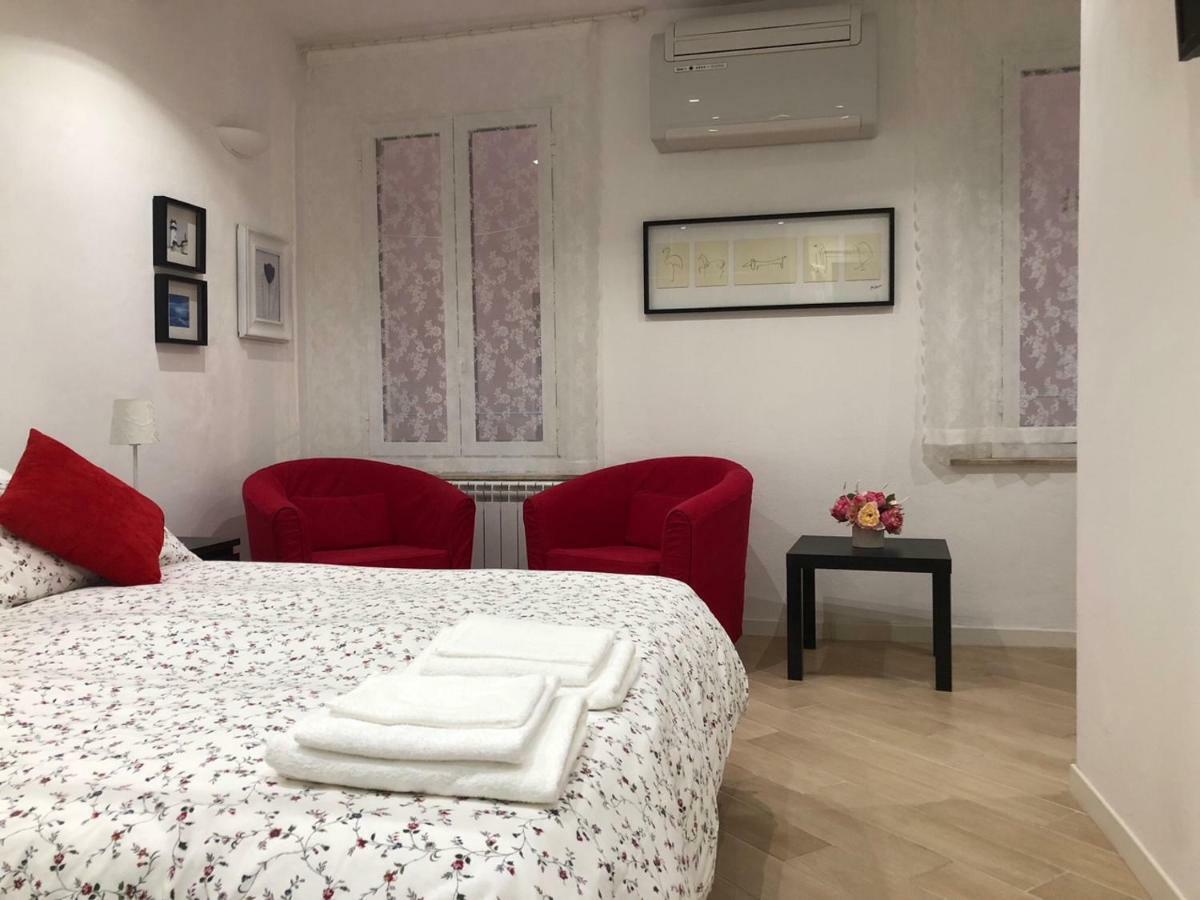 شقة Temporary House Vicolo Colombina بولونيا المظهر الخارجي الصورة