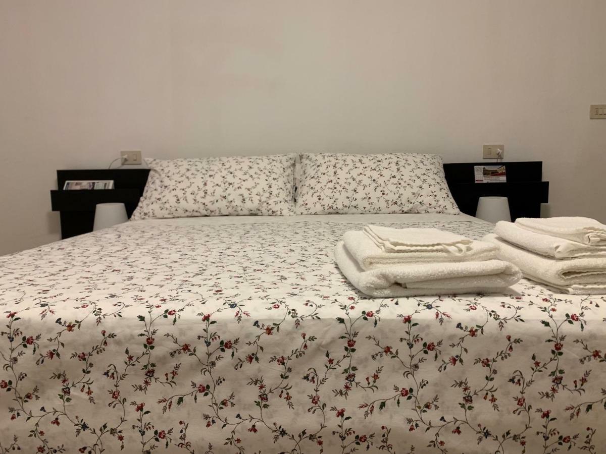 شقة Temporary House Vicolo Colombina بولونيا المظهر الخارجي الصورة