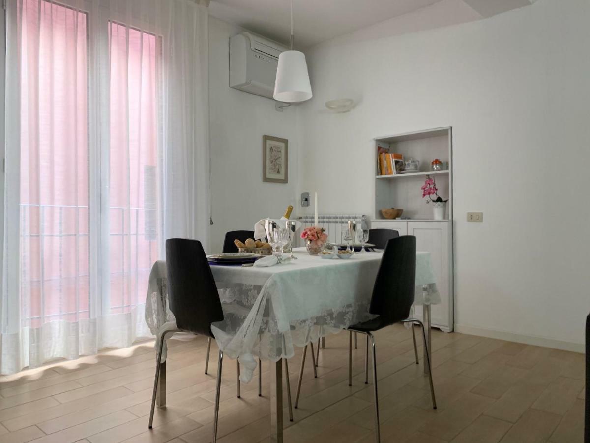 شقة Temporary House Vicolo Colombina بولونيا المظهر الخارجي الصورة