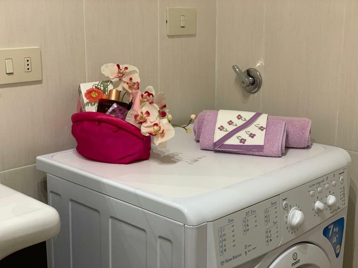 شقة Temporary House Vicolo Colombina بولونيا المظهر الخارجي الصورة