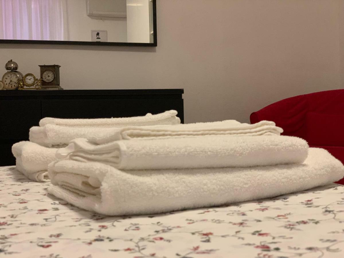 شقة Temporary House Vicolo Colombina بولونيا المظهر الخارجي الصورة